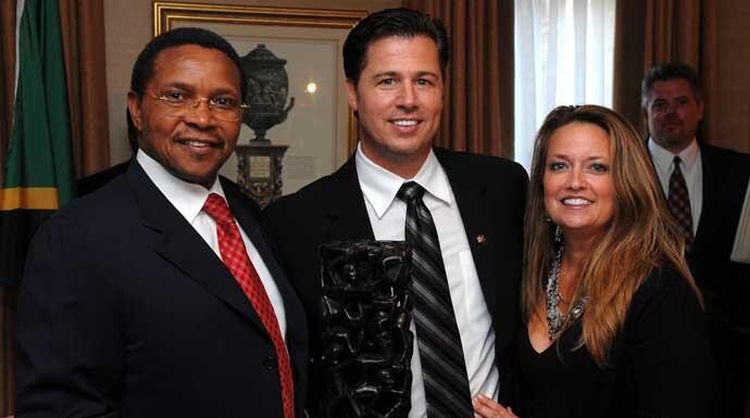 Julie Pitt Neal: Inspiring Journey from Family to Philanthropy Julie Pitt Neal